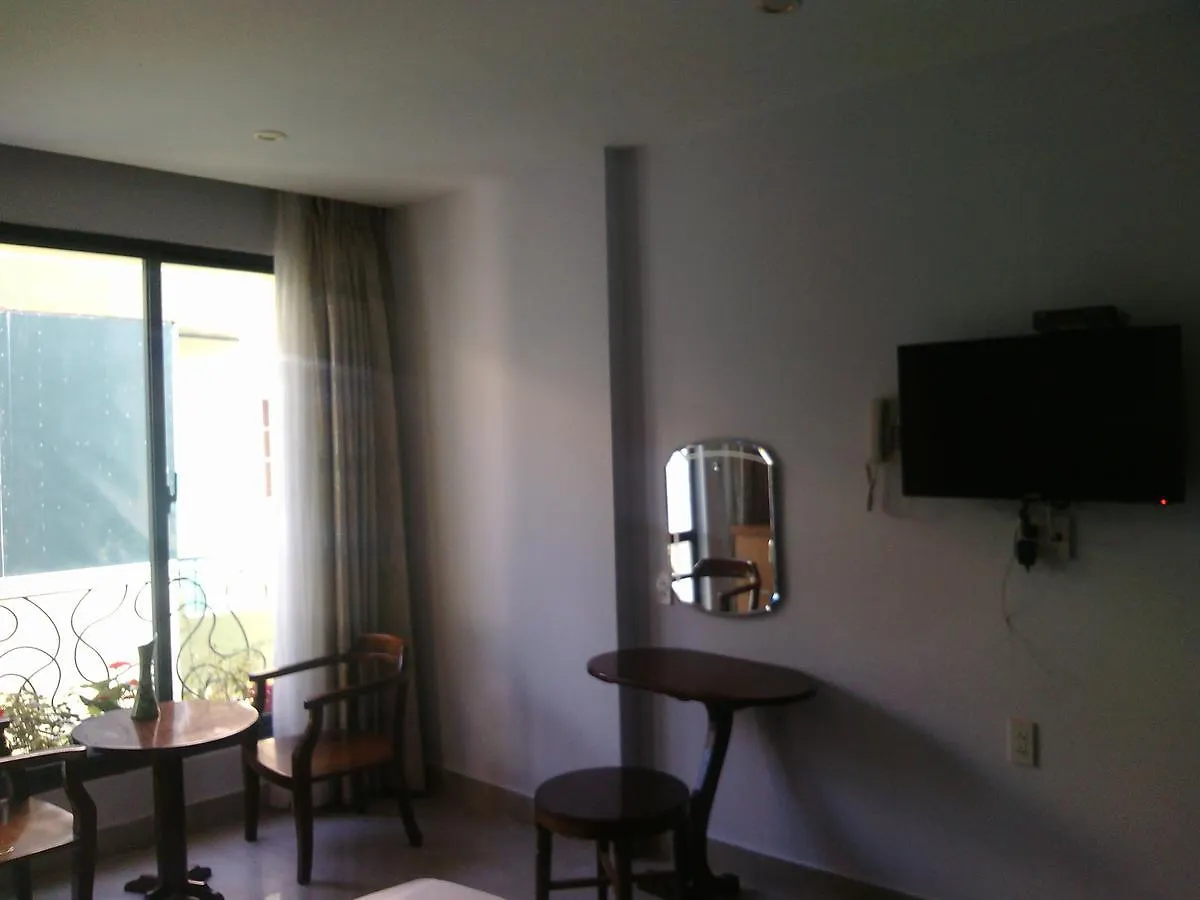 Sapphire Aparthotel Nha Trang 2*,  Wietnam